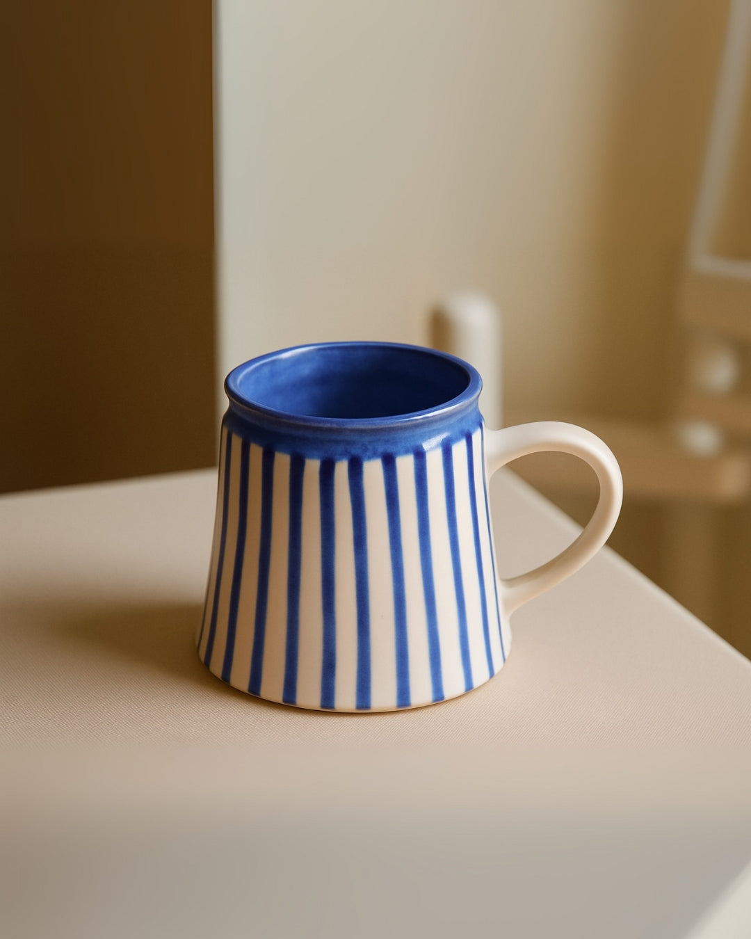 Striped Ceramic Coffee Mug – Stylish Tea & Milk Cup